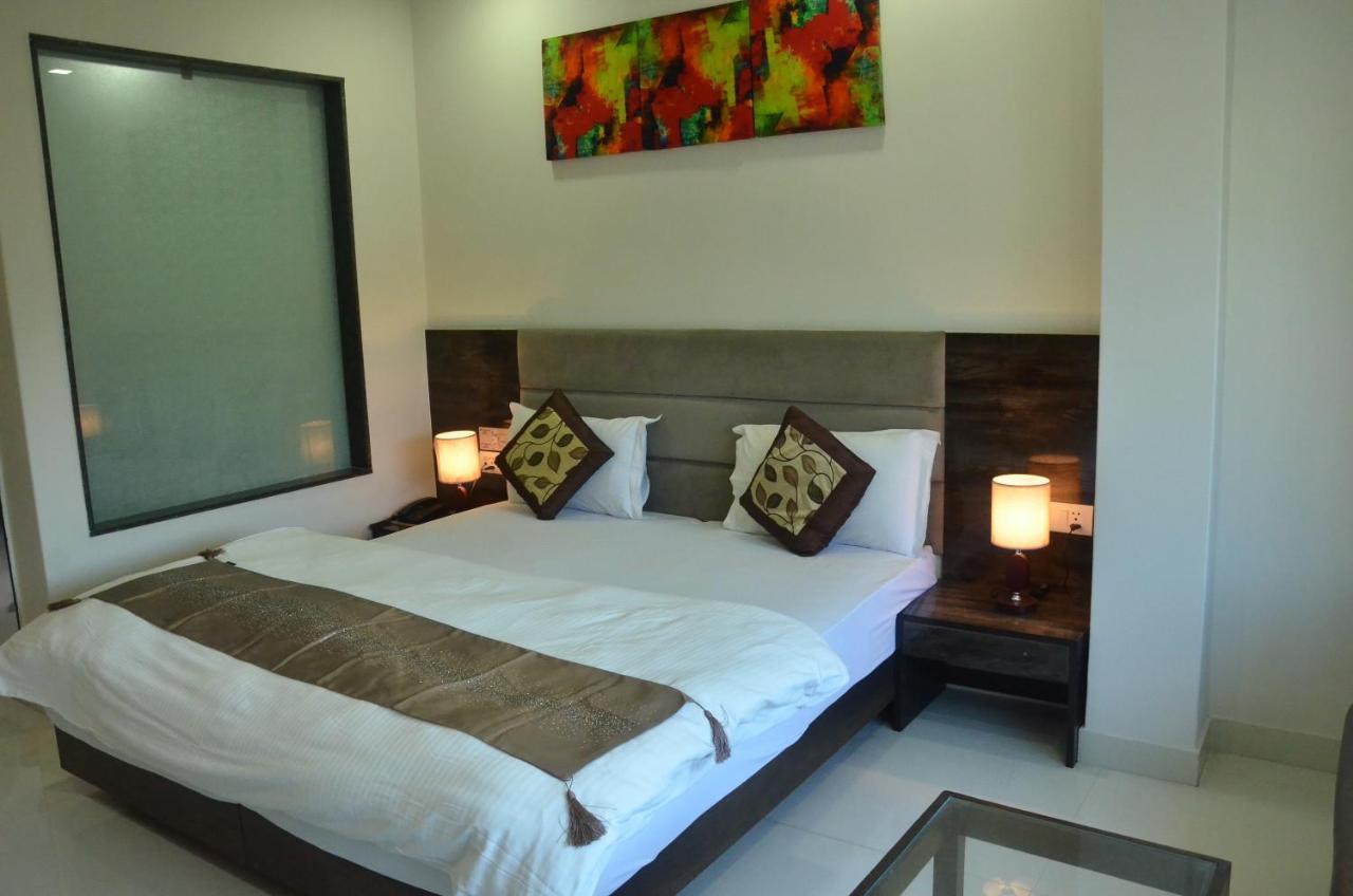 Hotel Sopan Heights Delhi  Exterior foto